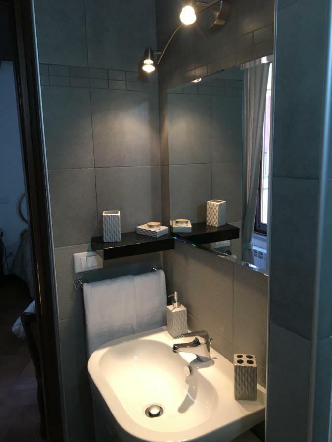 Bb Il Re Alla Reginella Guest House Roma Ngoại thất bức ảnh
