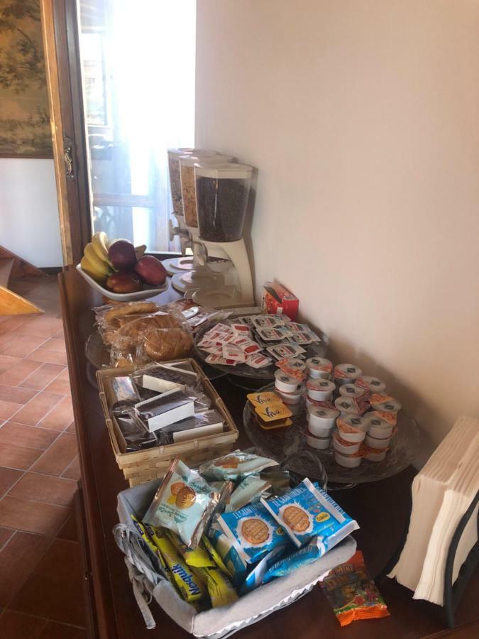 Bb Il Re Alla Reginella Guest House Roma Ngoại thất bức ảnh